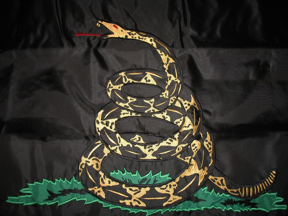 Borderlands 3 Ps5 Bandiera Gadsden "Don't Tread On Me" 3x5 Piedi - Doppio Lato, In Poliestere 100D, Tema Tea Party Bandiera Multicolore - Foto 4