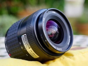 Olympus Zuiko Digital 14-45mm f3.5-5.6 - FOUR THIRDS