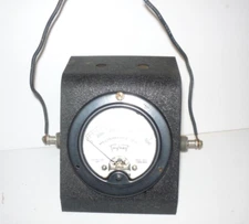 Vintage Triplett DC Milliamperes Panel Meter Model 241 Scale 0-500 in Case !