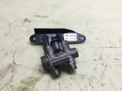 Bentley Continental GT 2005 Transmission Oil Cooler Thermostat Valve 03-10 |:O
