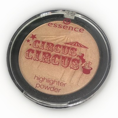 essence CIRCUS CIRCUS Highlighter Powder 01 IT S MAGIC bronze gold 9 g