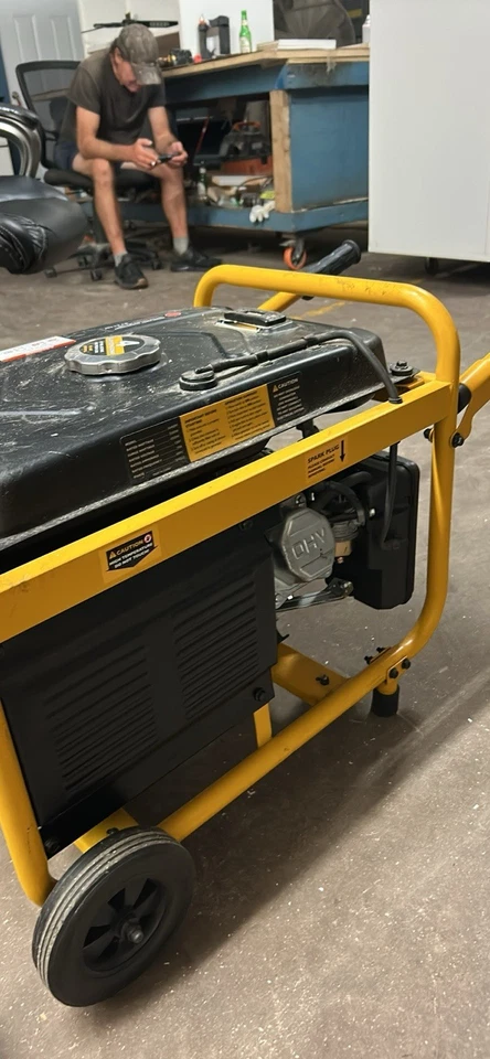 Wen 4050w generator - Image 3 of 4