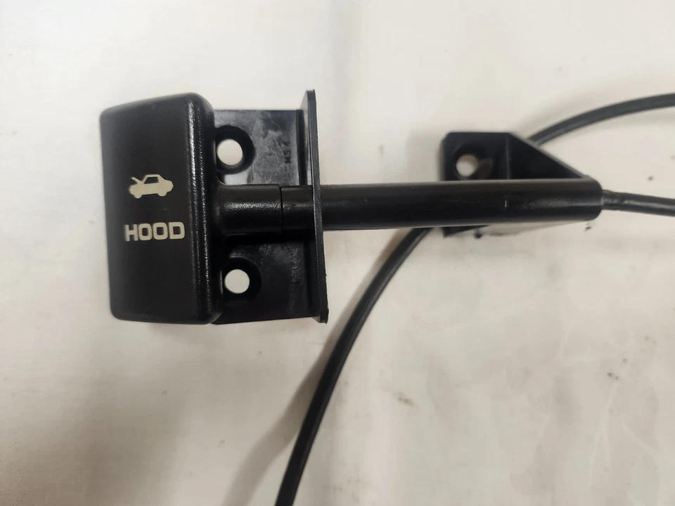 Cable de liberación de capó con herrajes 1987-01 OEM Jeep Cherokee XJ y Comanche MJ Foto 2 de 4