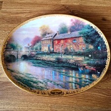 Bradford Exchange Thomas Kinkade Lamplight Inn Limited Edition oval Plate