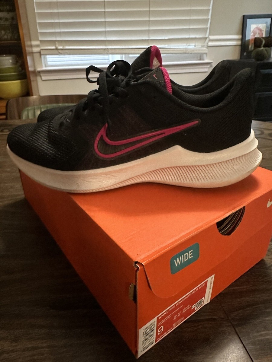 Nike Women's Downshifter, Size Wide Black/Fireberry