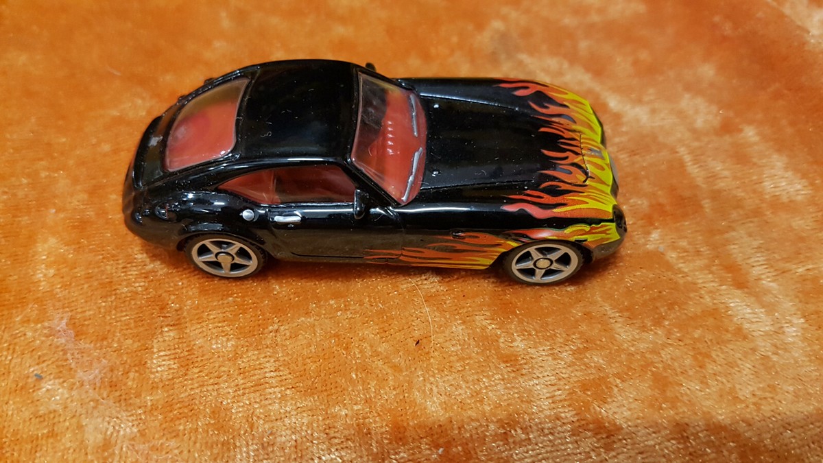 MN: siku 1336 Wiesmann GT schwarz 