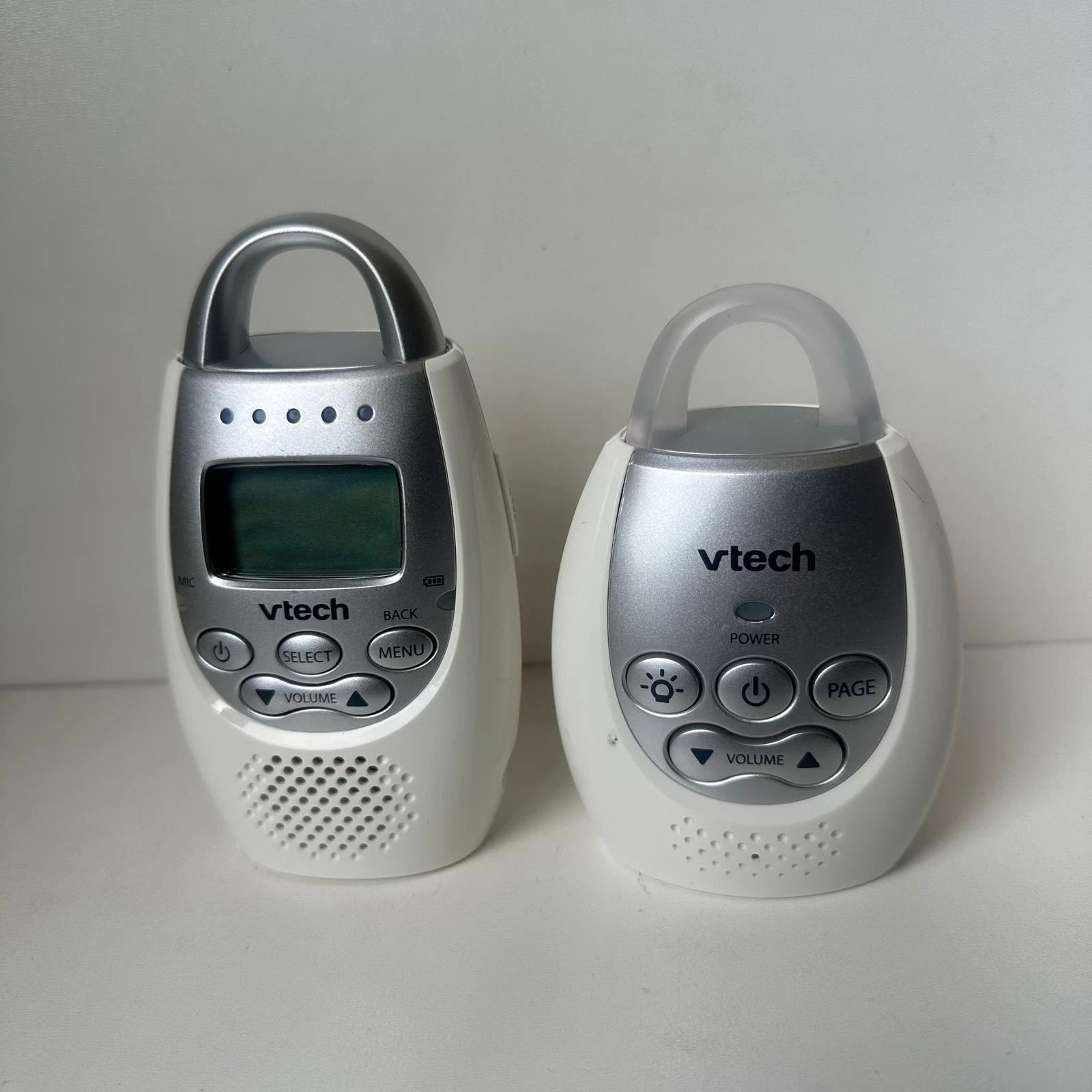 VTech Digital Portable Audio Baby Monitor -1 Parent Unit 1 Baby Unit