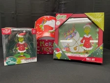 Grinch Christmas Movie Night Gift Basket – Popcorn Tin Set