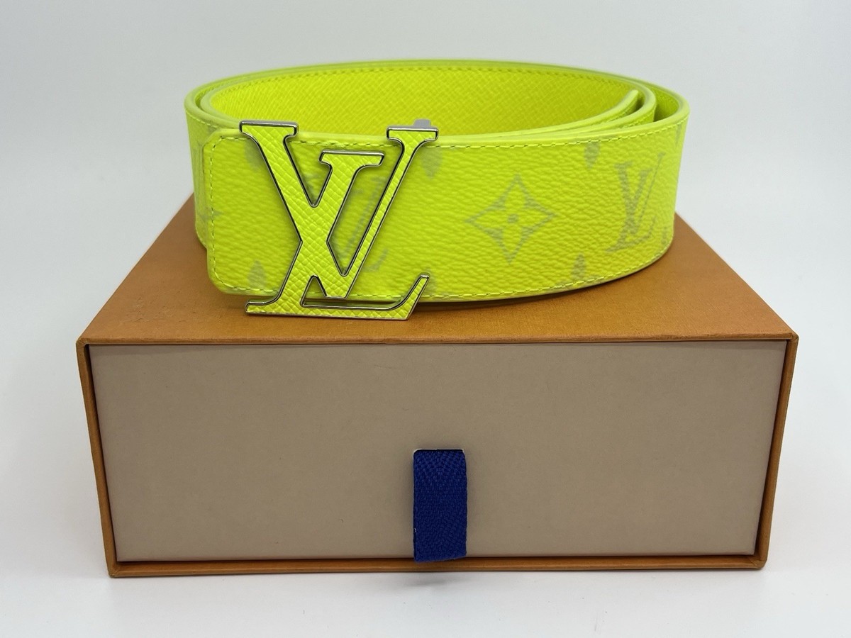 New Authentic Mens Louis Vuitton Taigarama Monogram  display picture 1