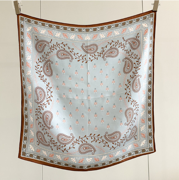 100% Silk Mulberry Shawl 26'' Neckerchief Scarf Bandana Blue cashew Print Wrap
