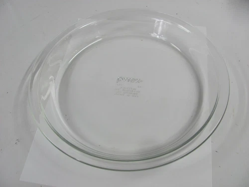 Vintage PYREX Pie Plate 209, 9" Round, Clear Glass, Flat Rim.