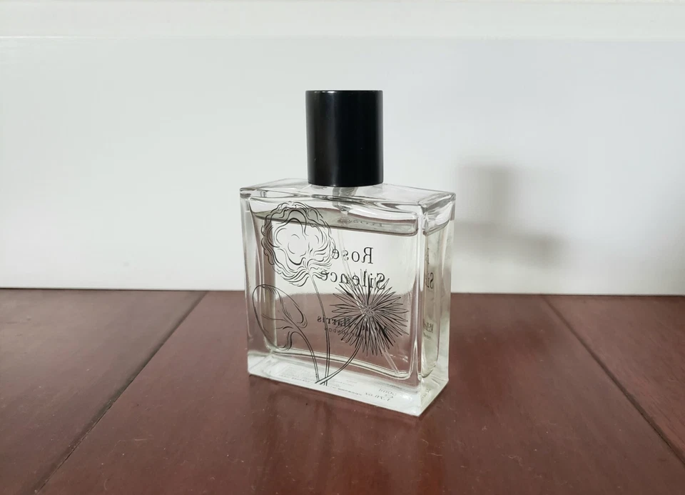 Miller Harris Rose Silence Eau Parfum Spray  50ml/1.7oz NO BOX HAS BEEN SPRAYED - Image 3 of 4