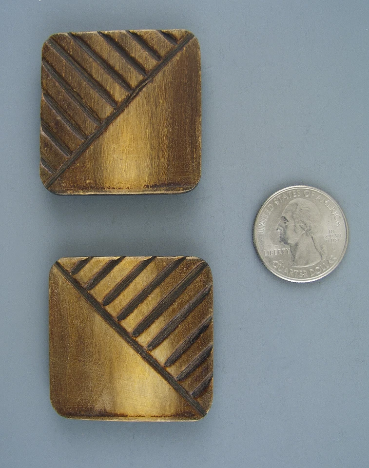 NATURAL HORN BUTTON - SET OF 2 - Image 2 of 4