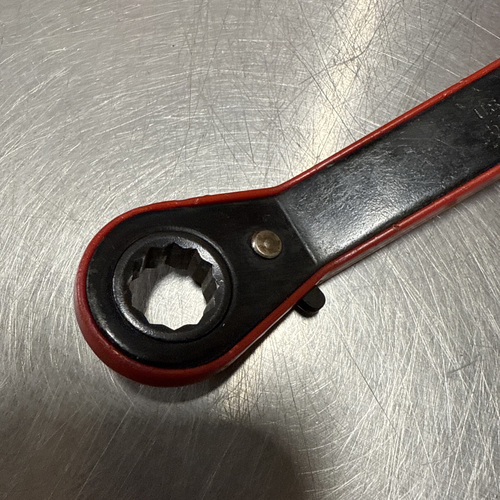 Ratcheting Box Wrench 15 & 17 Mm Standard Measurement US Pat: 5119701 ...