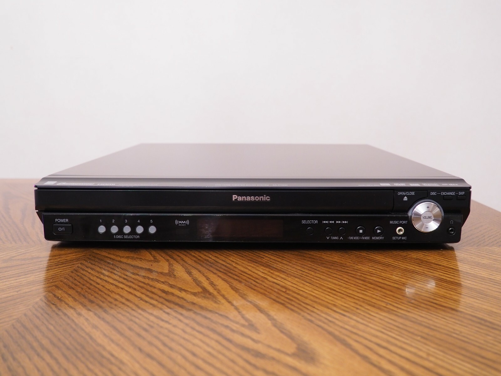 Panasonic SAPT950 5 Disc Changer DVD Home Theater System With
