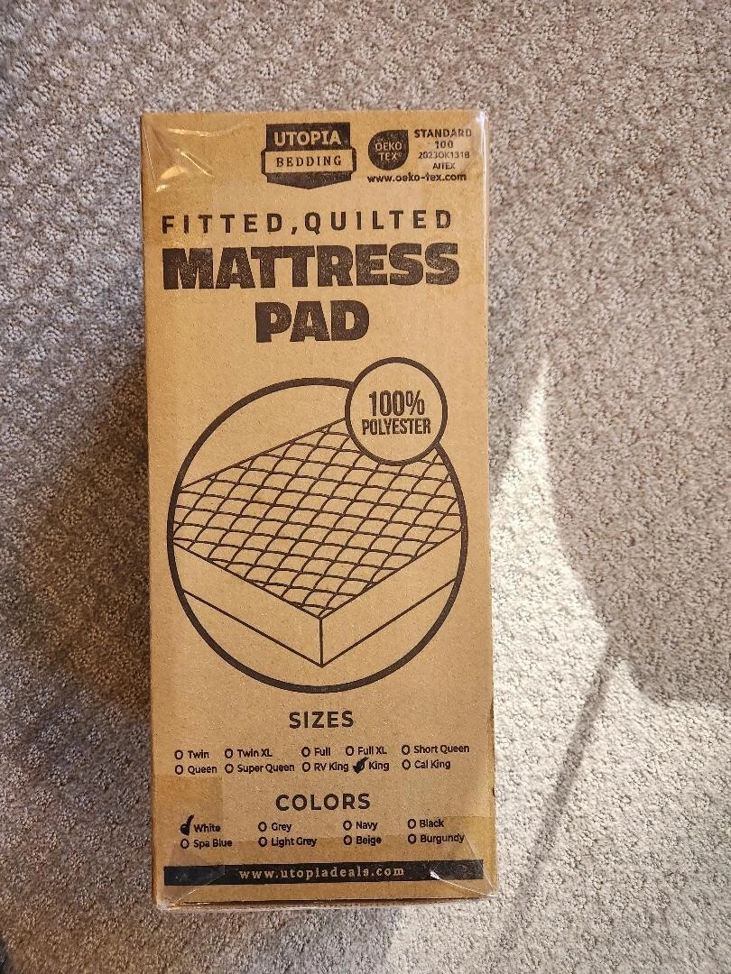 Utopia Bedding UB0736 Quilted Fitted King Size Mattress Pad New never used