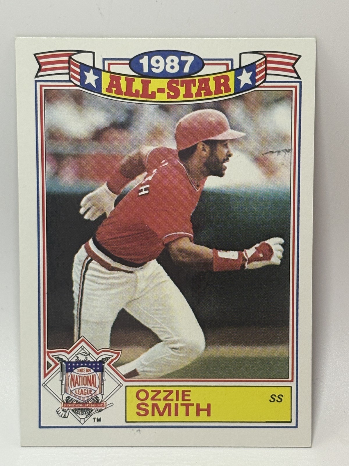Ozzie Smith #16 Baseball Cards 1988 Topps All Star Glossy Set of 22 trading card — raw and PSA graded price guide