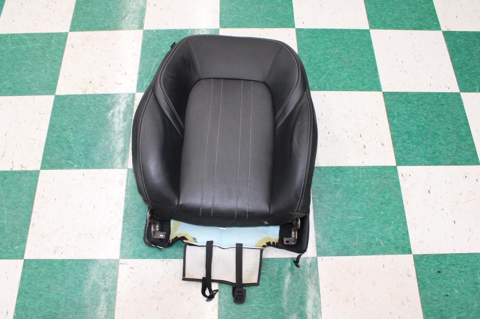 Maserati Ghibli 2014-2017 Front Right Upper Seat cushion Black