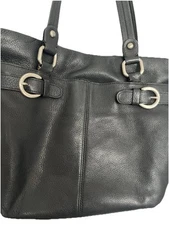 Giani Bernini Soft Pebble Leather Shoulder Bag Purse Super Soft Nicely Used 