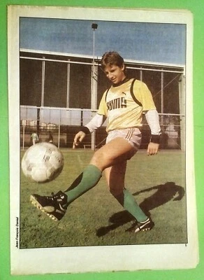 FOOTBALL ASSE ACTUALITES MATCH ST-ETIENNE RED STAR D2 1985 1986 + POSTER DANIEL - Photo 1/4