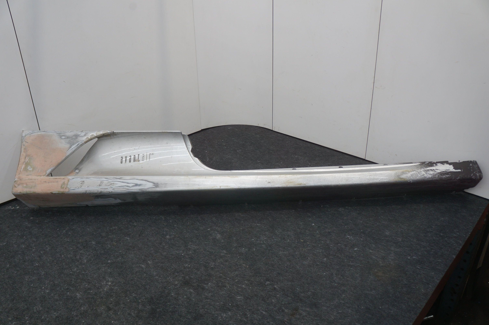 Right Side Skirt Rocker Molding Trim OEM 68020910 Ferrari F430 2004-2009 *Note*