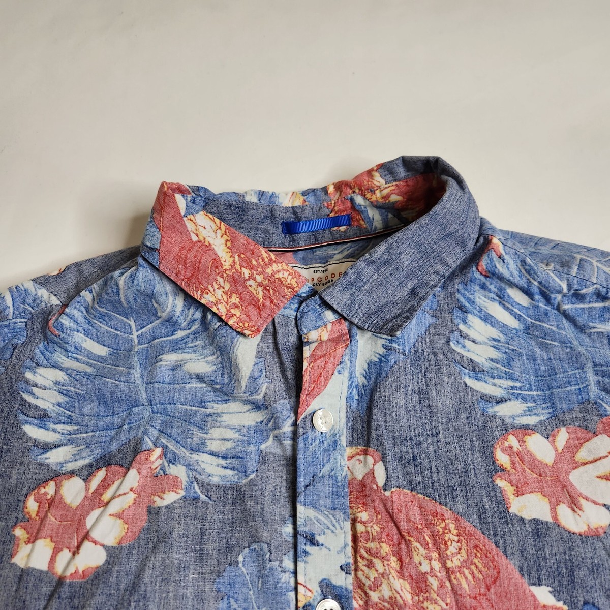 トップス rico ZipCode By Ricky Singh Men size XL Slim Fit Blue Floral