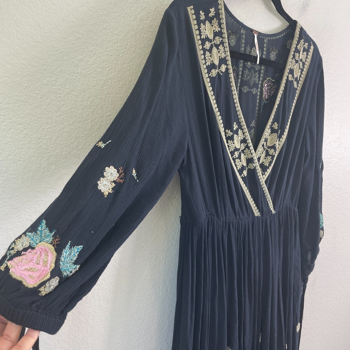 MEDI FOREST EMBROIDERY DRESS Mサイズ Ameri（アメリ）の「MEDI FOREST EMBROIDERY DRESS（ワンピース