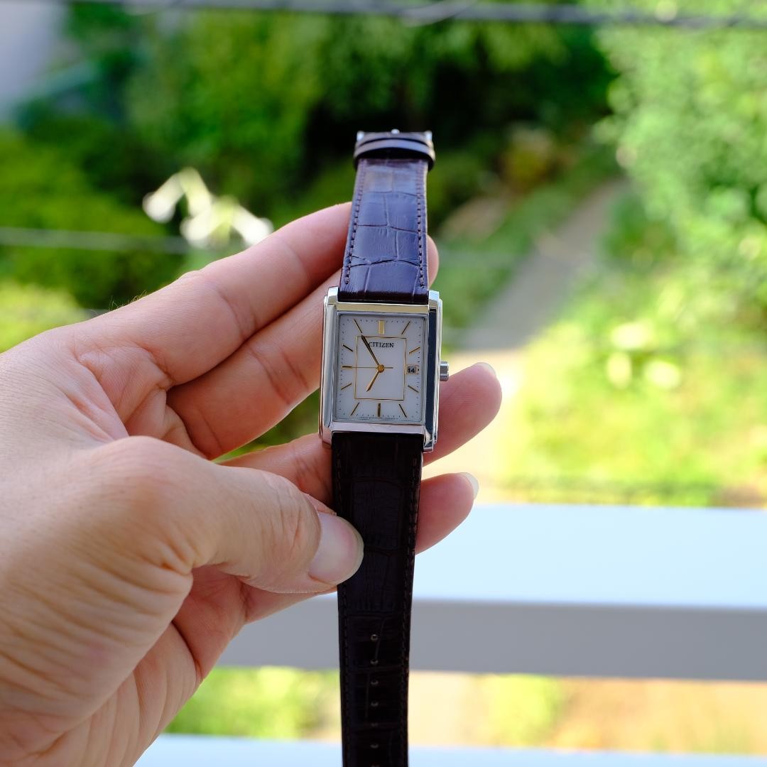 Citizen Tank Eco Drive Rectangular Wristwatch Tim… - image 7