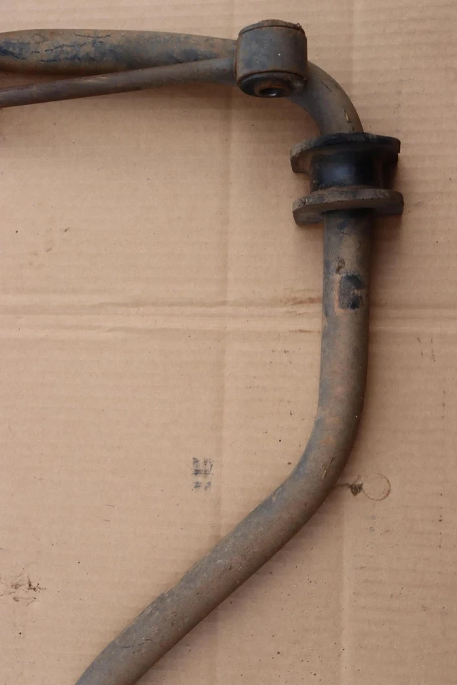 CHEVY TAHOE 2000-2005 4X2 ESTABILIZADOR TRASERO BARRA ESTABILIZADORA ANTIVUELCO CON ESLABONES OEM Foto 3 de 4