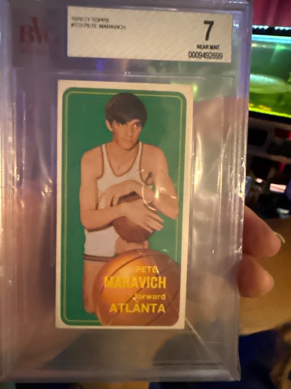 1970 TOPPS BASKETBALL PETE MARAVICH TALL BOY CARD ATLANTA HAWKS #123 PSA 6 PSA