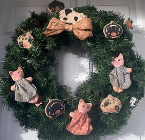 Primitive Evergreen Pig Farmhouse Wreath All Season 20”