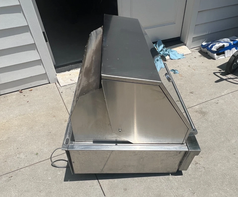 Parrilla de acero inoxidable para exteriores Viking 42" Pro -VGB14103RE1NSS Foto 3 de 4