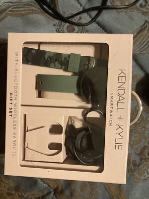 kendall and kylie watch