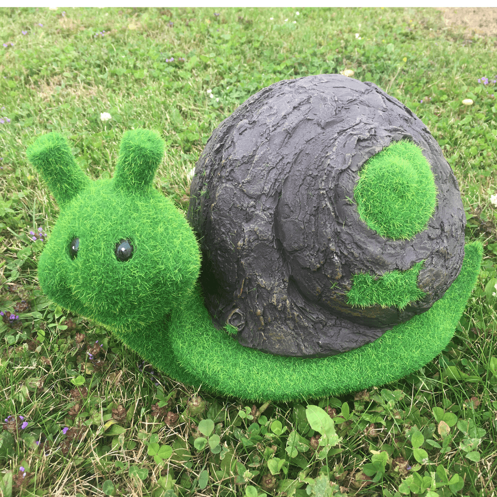 Lifestyle Flocked and Wood Snail Garden Ornament Home Patio Conservatory