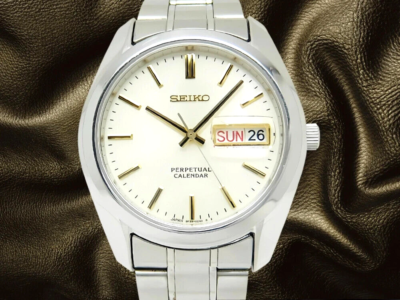 SEIKO　クォーツ式腕時計　パーペチュアルカレンダー　8F33-0040 SEIKO SBQL003 Perpetual Calendar Quartz 8F33-0040 Ivory Dial SS