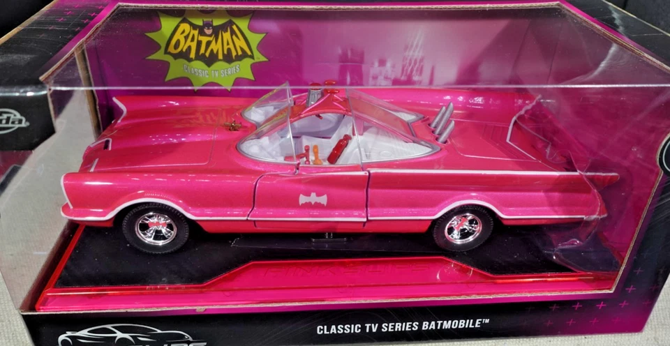 Jada Toys Pink Slips Classic TV Series Batmobile 1/24 - Image 2 of 3