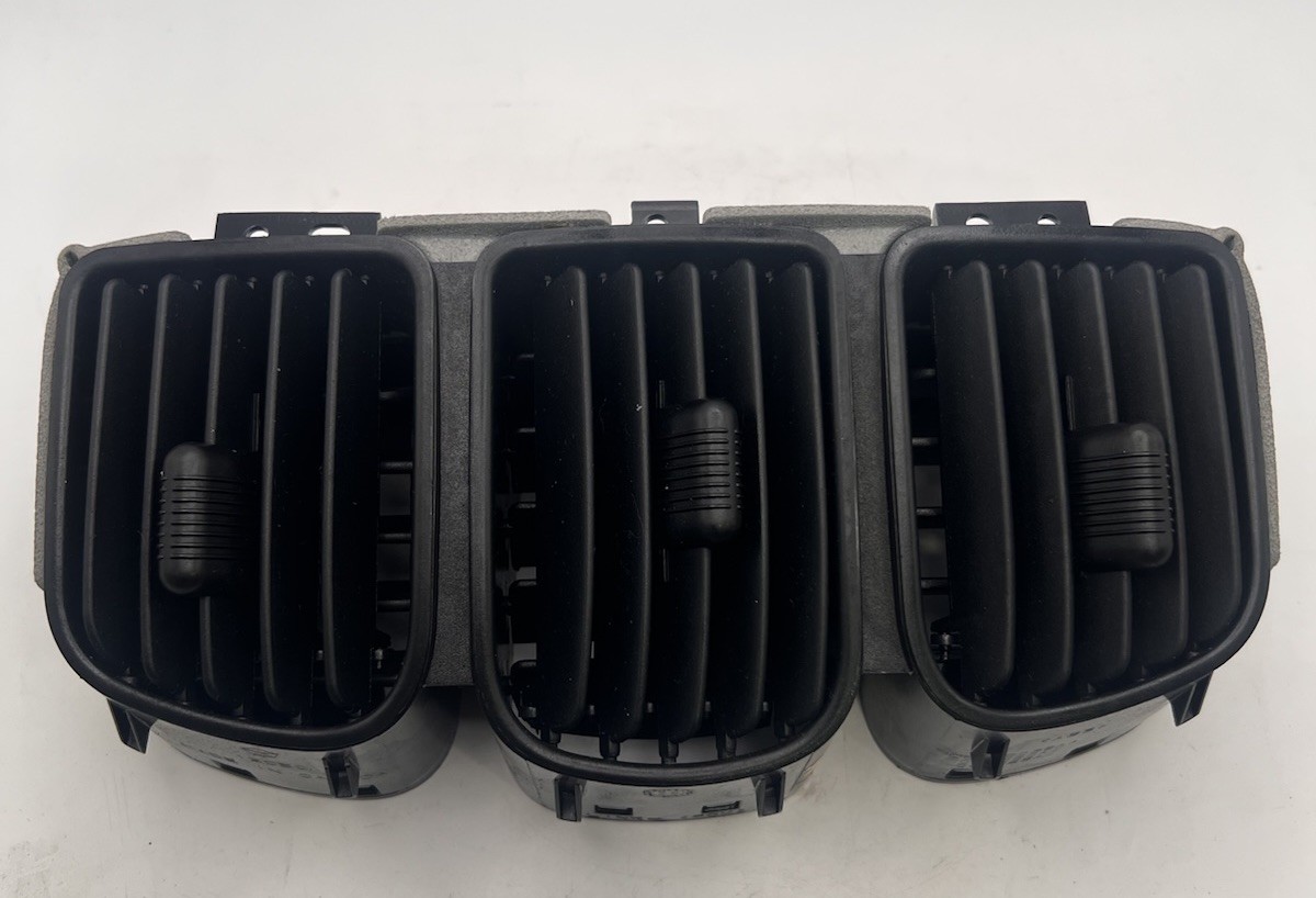 Vent 05009038aa