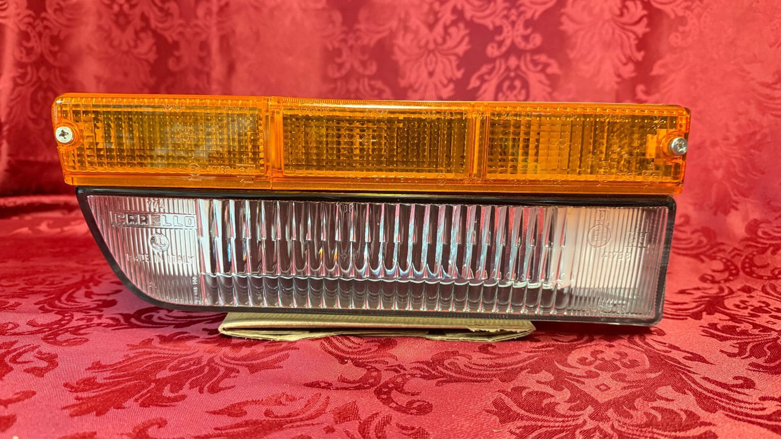 Ferrari Mondial Right Side marker lights Set P/N 61798000