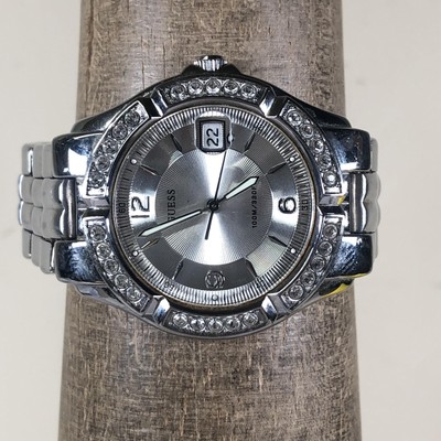 Guess Waterpro Watch Womens 33.5mm Silver Crystal Bezel Date  display picture 2