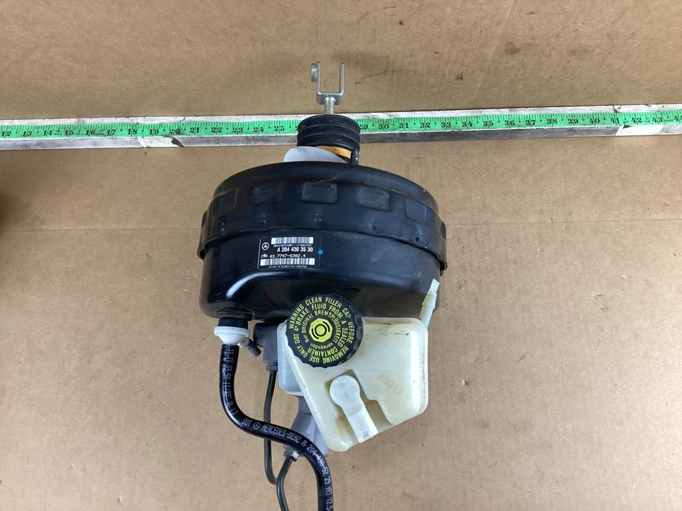 Оригинальный главный цилиндр резервуар усилителя тормозов 2008-2014 Mercedes-Benz C250 - Изображение 3 из 4