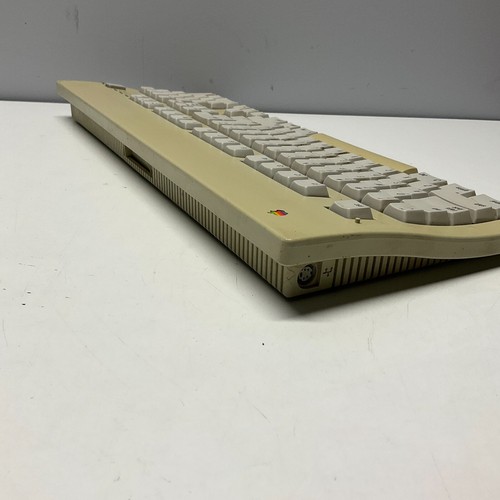 VINTAGE OEM APPLE Extended Keyboard II (M3501) - NO cable - Picture 4 of 6