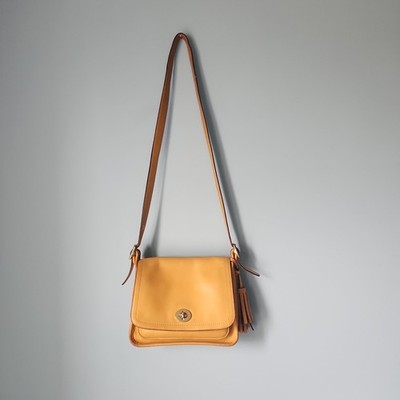 VTG Coach Legacy Y2K Shoulder Bag Purse 21194 Archival Rambler Leather Yellow 