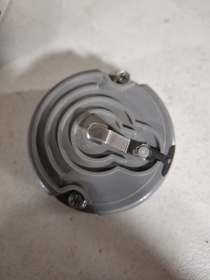 Ford Thunderbird (1983-1986) Genuine ACDelco F418 distributor rotor - Image 3 of 4