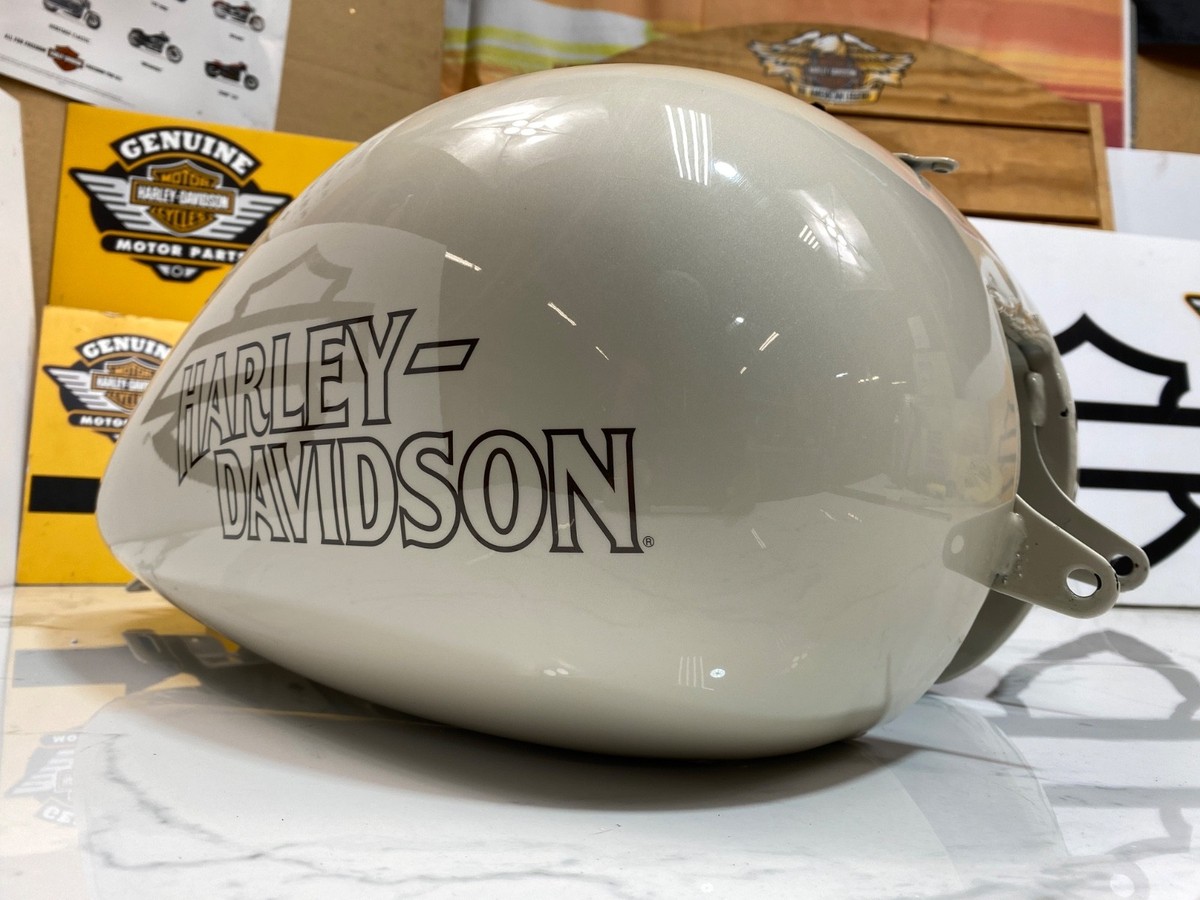 OEM Harley 08-25 Touring Road Glide 6gal Fuel Gas Tank White Sand