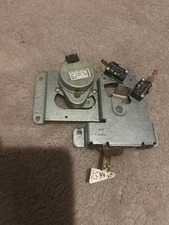 Thermador SC302TS Lock Mechanical Part# 48-9102, 14-33-232, 14-33-874, 00486757