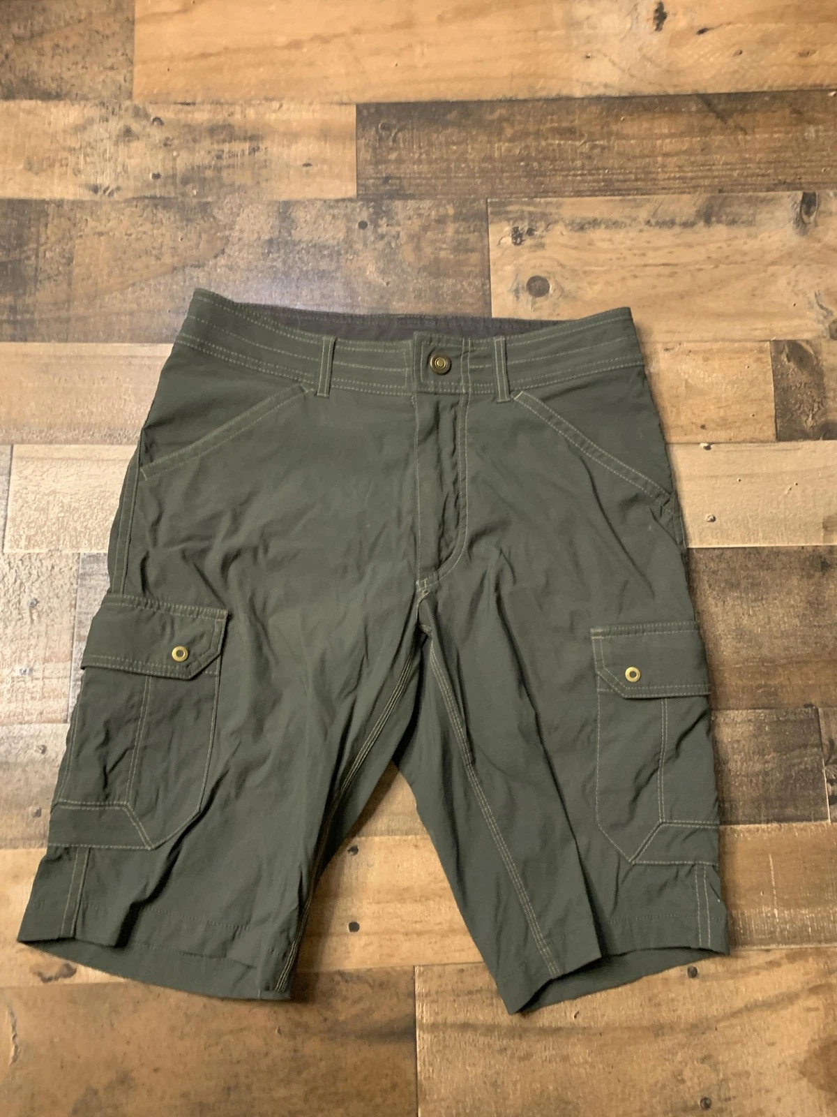 Kuhl Shorts Mens 30 Green Cargo Stretch 11 Inch Inseam Hiking Trail Outdoor