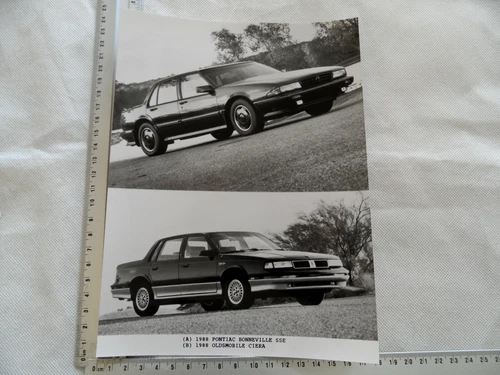 Photo photography photo photographer Pontiac Bonneville SSE Oldsmobile Ciera SR221