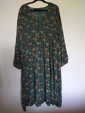 Torrid Midi Washable Gauze Smocked Bodice Long Sleeve Dress Size 3 Floral