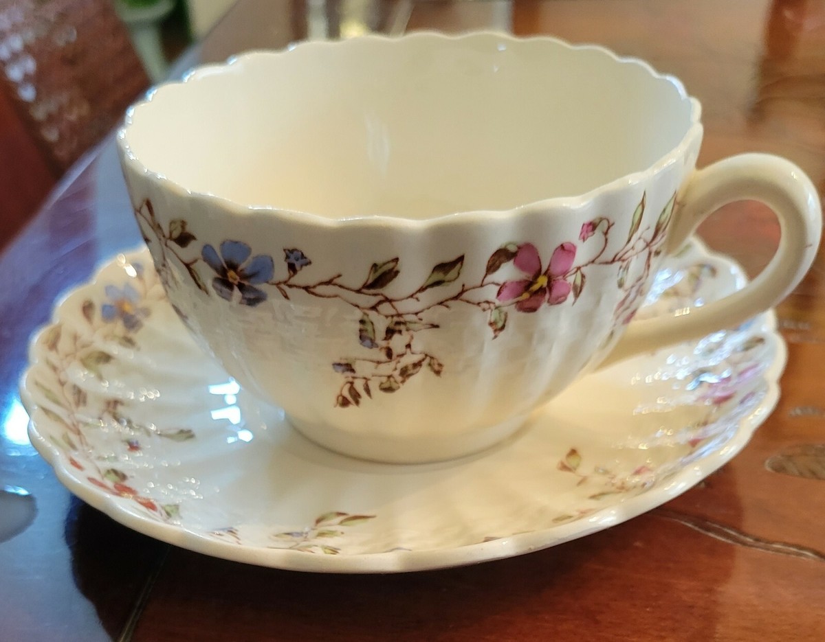 Copeland Spode Wicker Dale tea cup and saucer plate set England mint  condition!