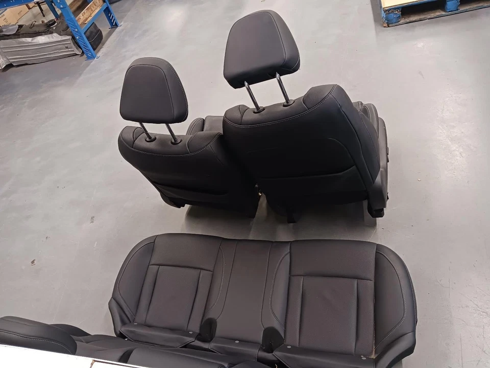 '20-'22 SUBARU OUTBACK Complete black leather electric seat set w/heat OEM - Image 2 of 4